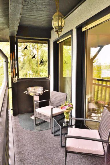 Balkon mit Grill